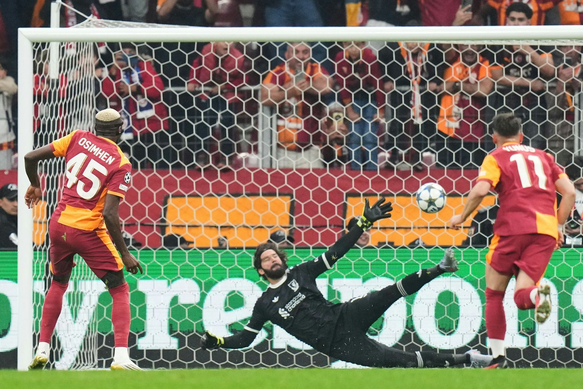 Victor Osimhen sorgte für die Führung von Galatasaray gegen Liverpool.