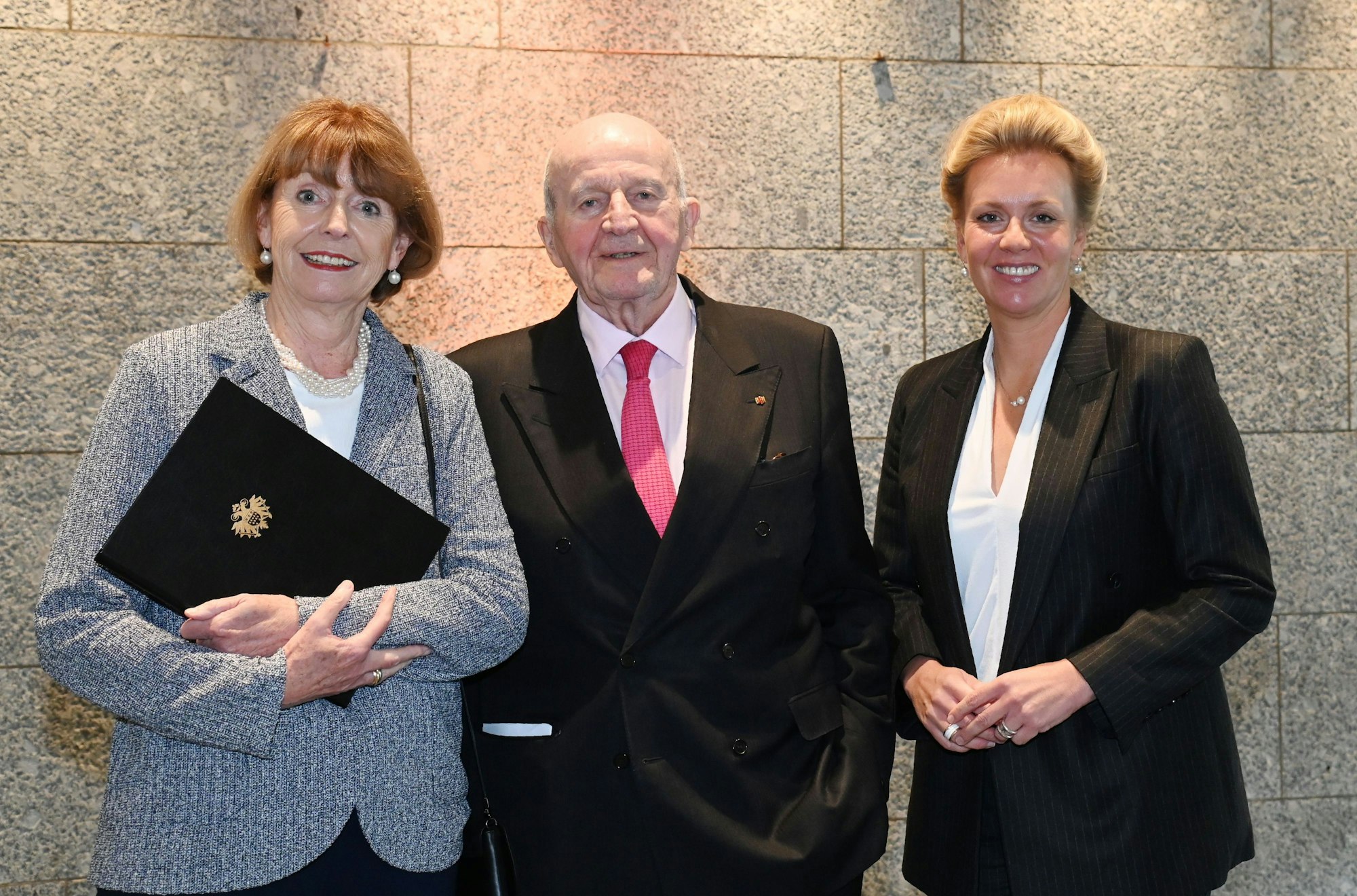 30.09.2025 Köln. Verleihung Kulturpreis Jabach-Medaille. Oberbürgermeisterin Henriette Reker und NRW Kulturministerin Ian Brandis zeichnen Peter Jungen aus. Foto: Alexander Schwaiger