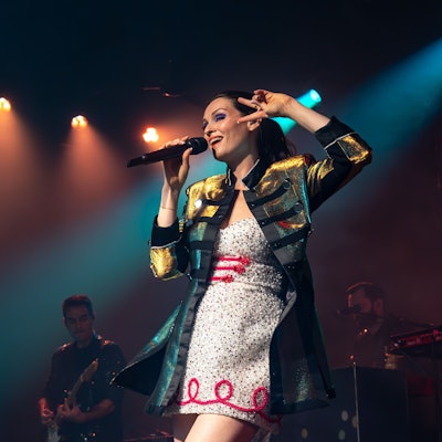 Sophie Ellis-Bextor bei ihrem Konzert in der Kölner „Kantine“.
Foto: Martina Goyert
