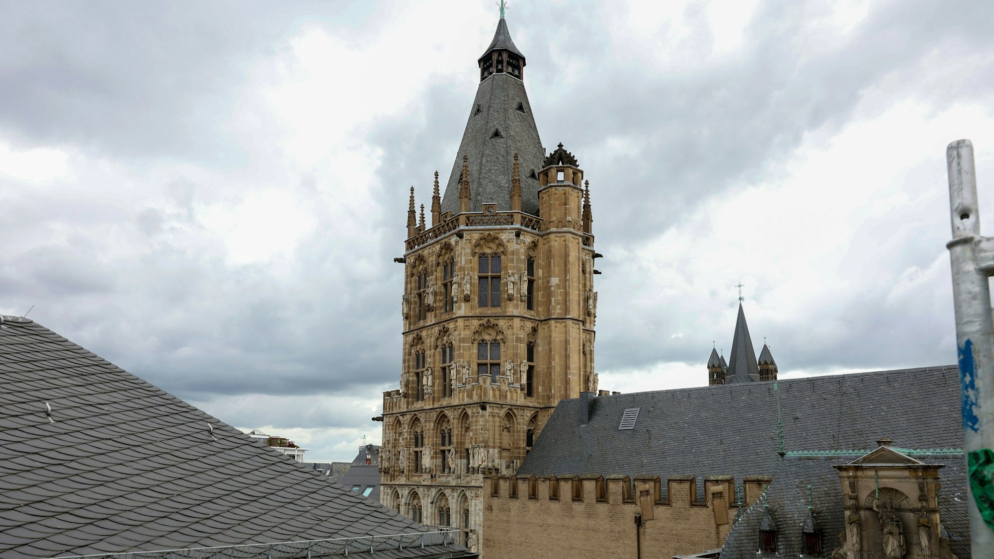Ratsturm am Historischen Rathaus der Stadt Köln
