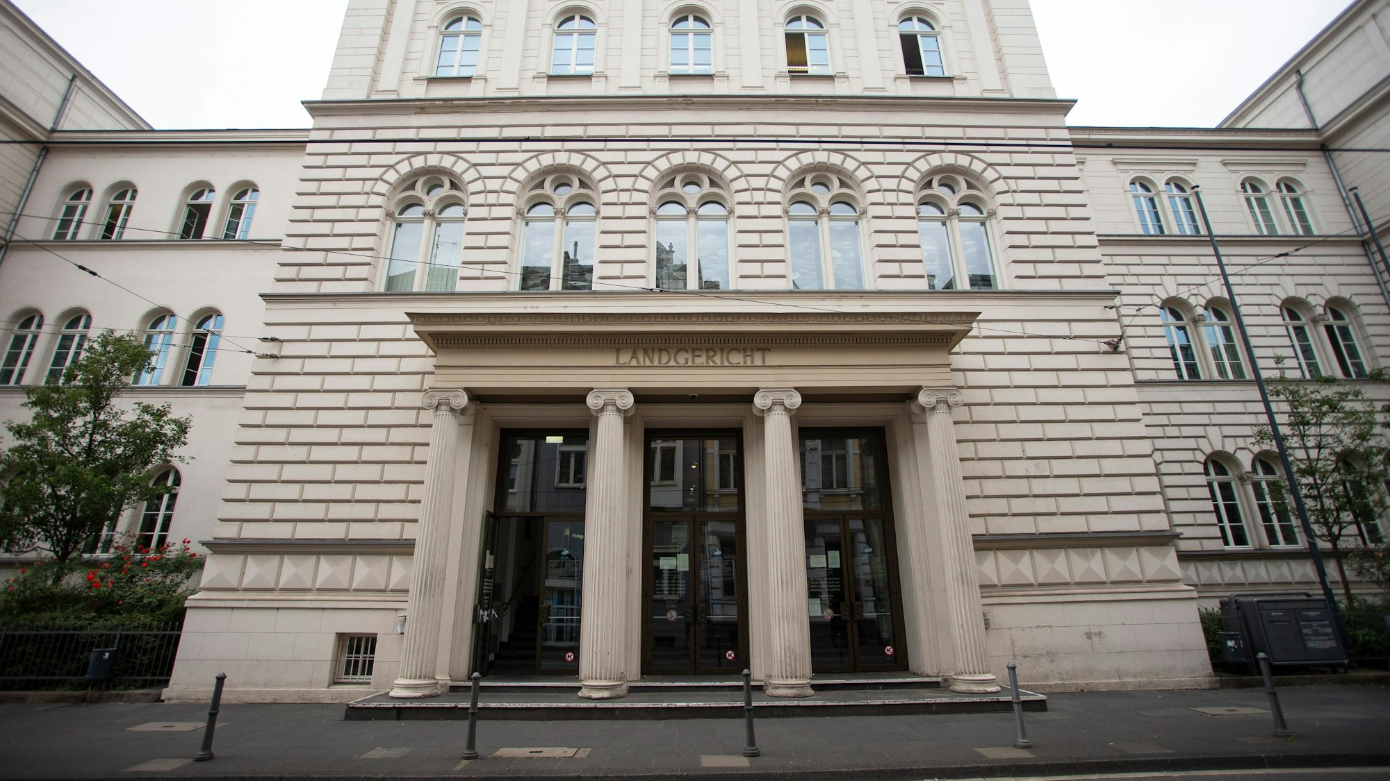 Der 40-Jährige wurde wegen der Misshandlung seiner Freundin vom Landgericht Bonn zu einer Gefängnisstrafe verurteilt. (Archivbild)