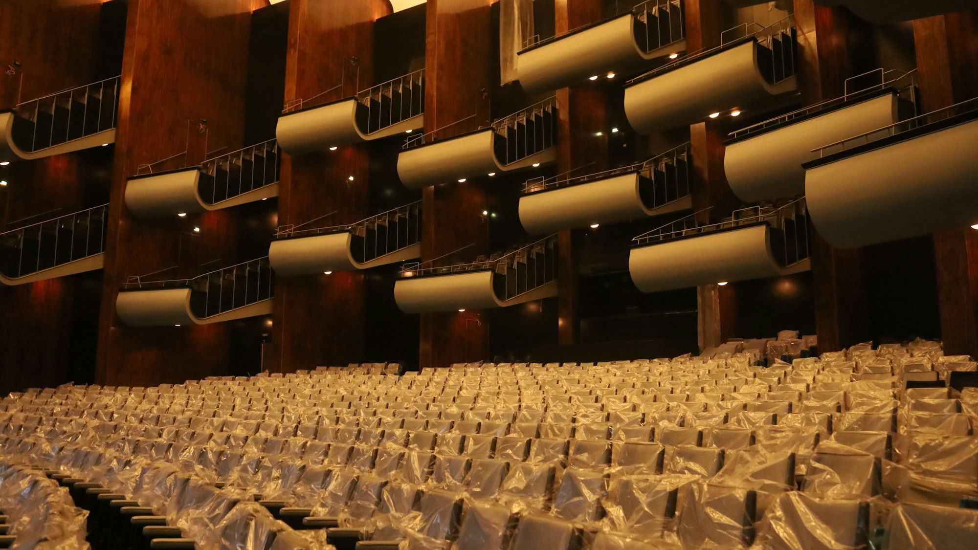 Nicht fertig geworden in Rekers Amtszeit: Die Bühnen-Baustelle.
