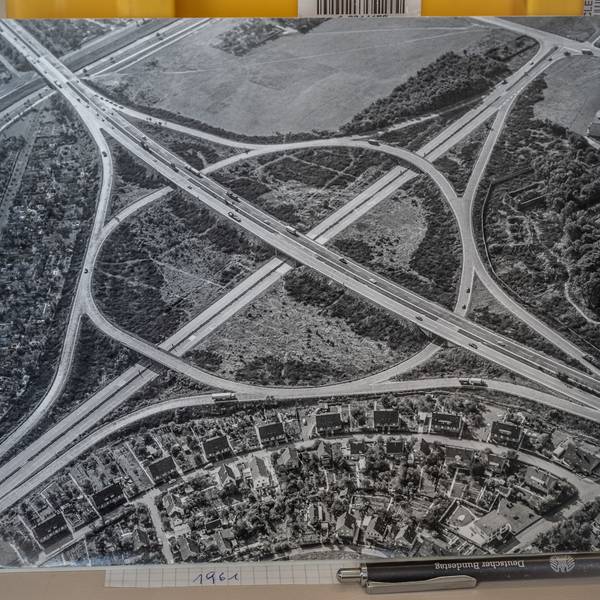 Historisches Bild Autobahn in Leverkusen. Foto: Stadt Leverkusen