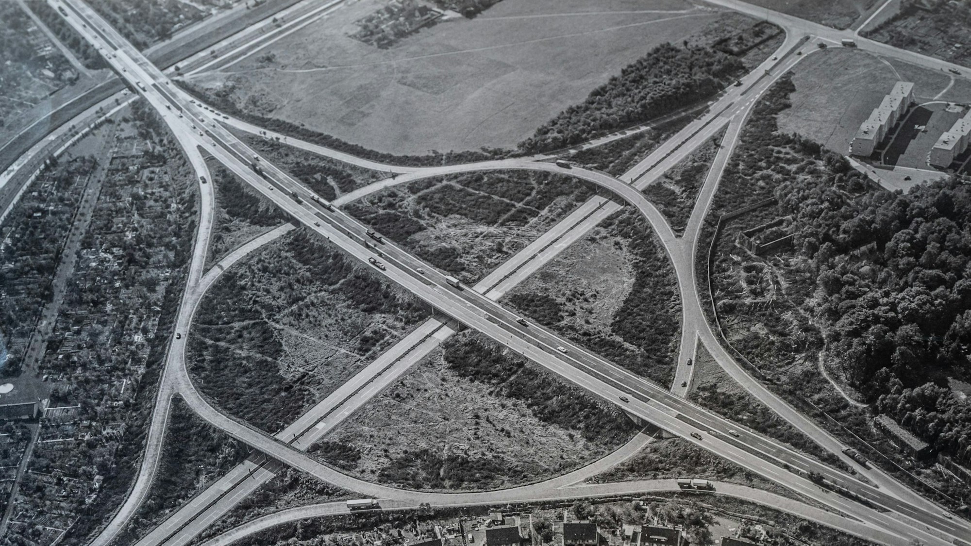 Historisches Bild Autobahn in Leverkusen. Foto: Stadt Leverkusen