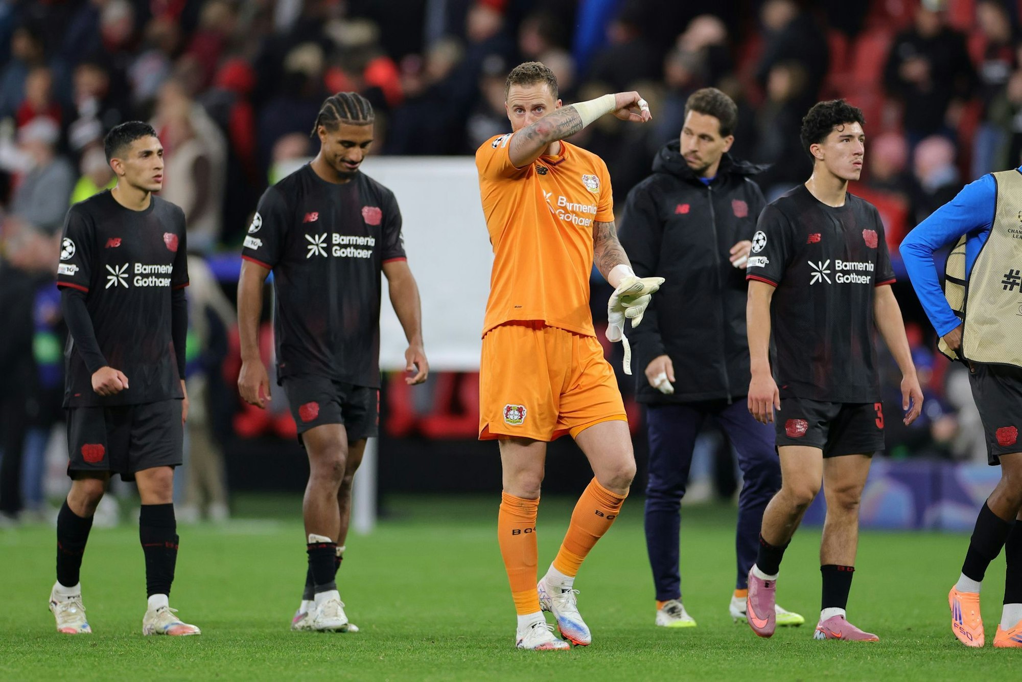Keeper Mark Flekken nach dem Remis mit der Mannschaft.