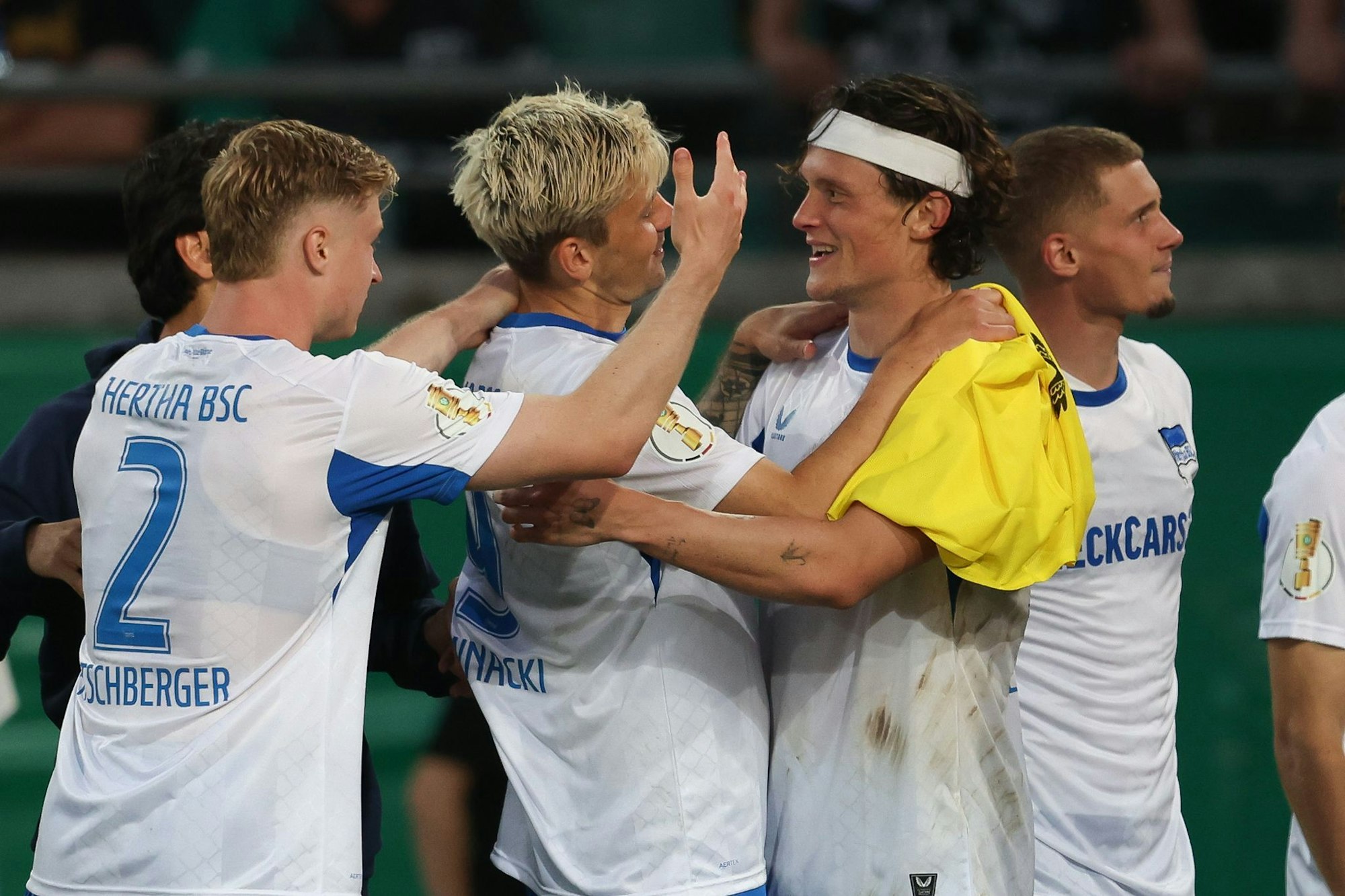 Beim Pokal-Spiel in Münster jubelten die Berliner.