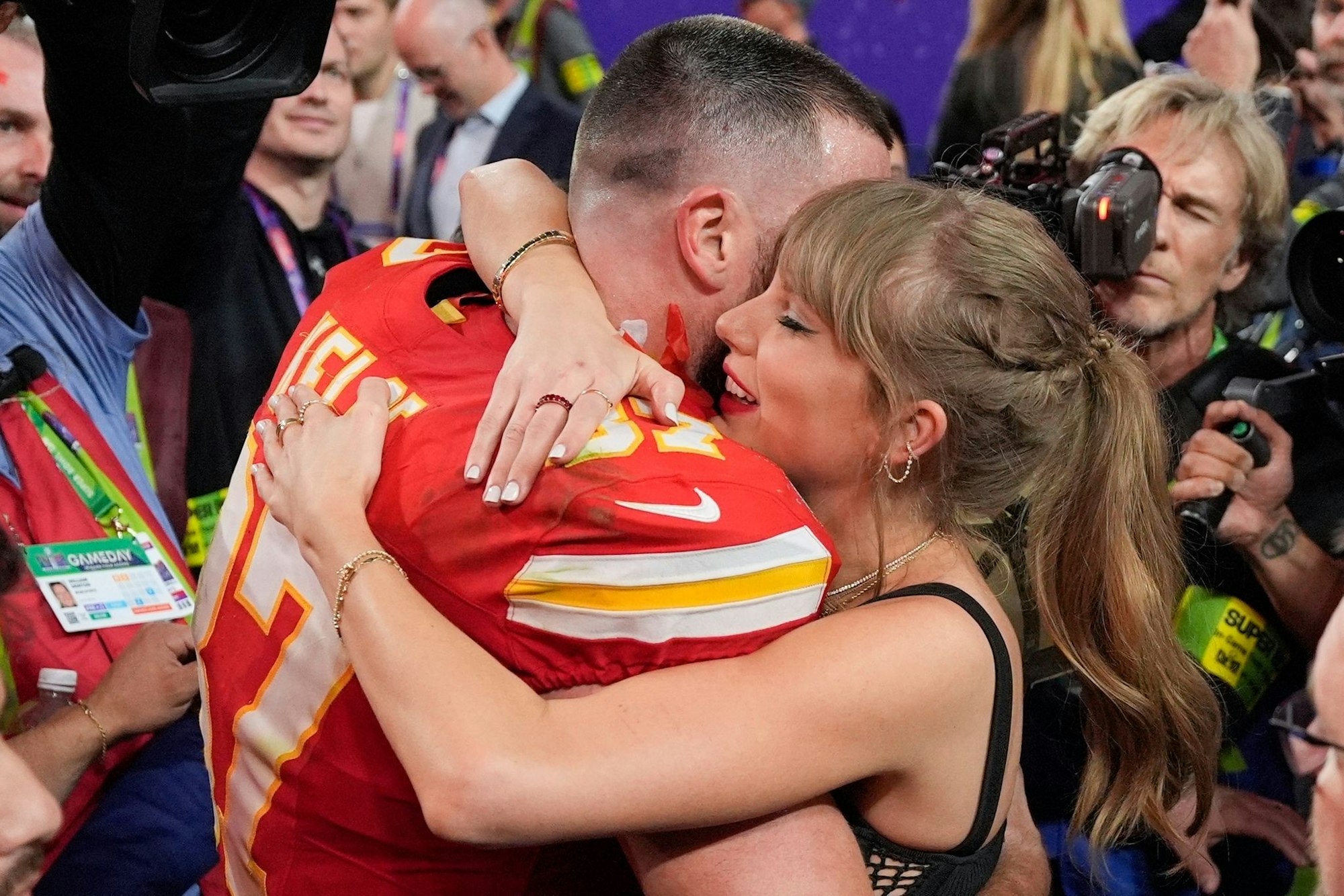 Im Sommer gaben Swift und Kelce ihre Verlobung bekannt. (Archivbild)