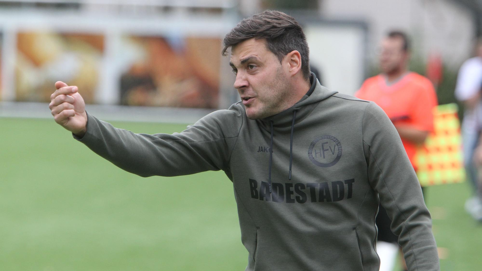 Trainer Benjamin Krayer stand mit dem FV Bad Honnef nach dem letzten Spieltag sogar an der Tabellenspitze.