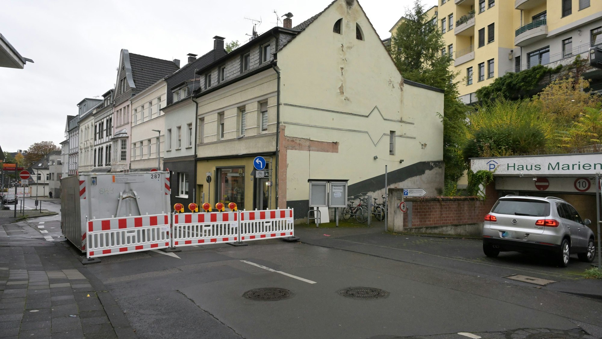 Das Foto zeigt de gesperrte Laurentiusstraße