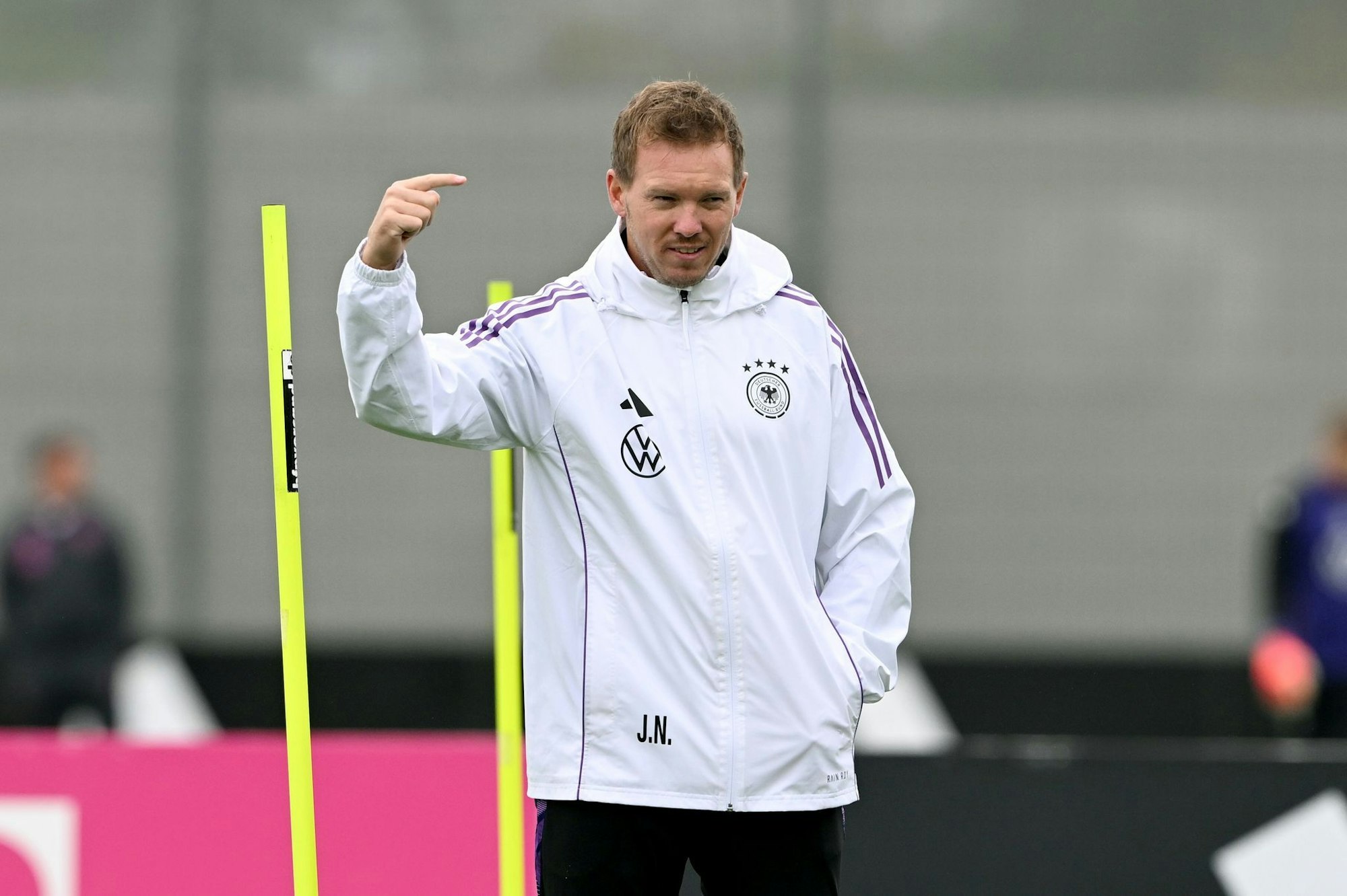 Bundestrainer Julian Nagelsmann bekommt wieder einmal Ratschläge.