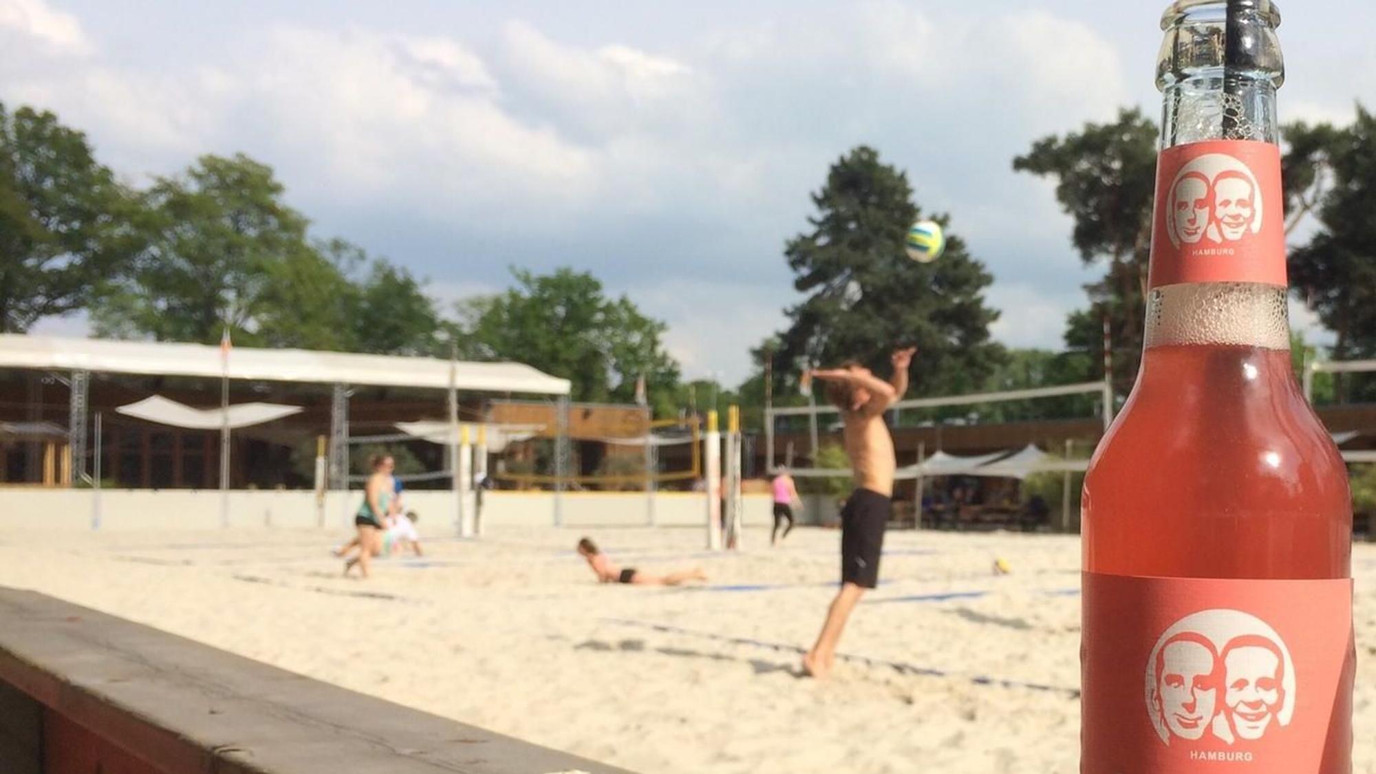 Beachvolleyball an der Playa. (Archivbild)