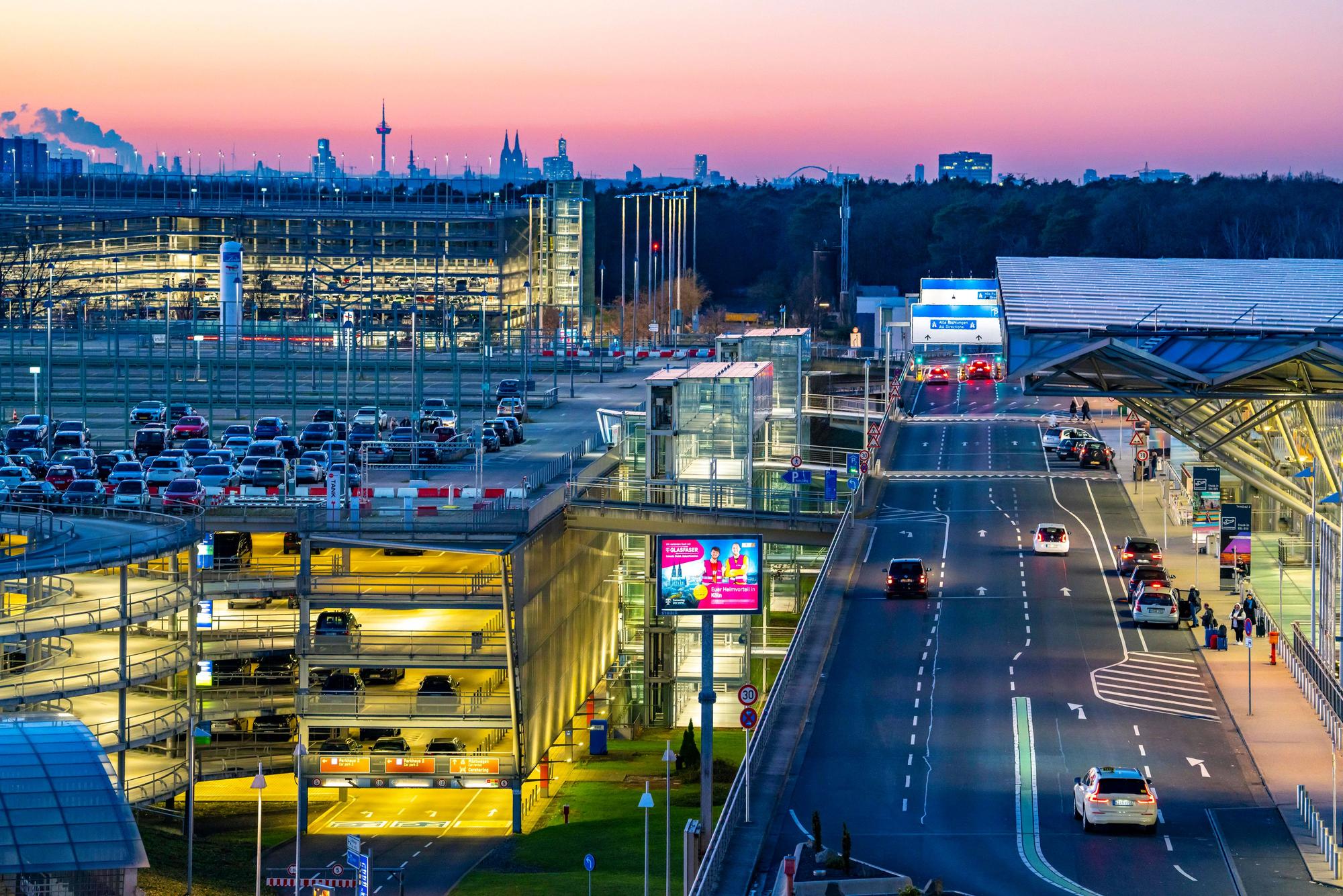 Parkhäuser des Flughafen Köln/Bonn