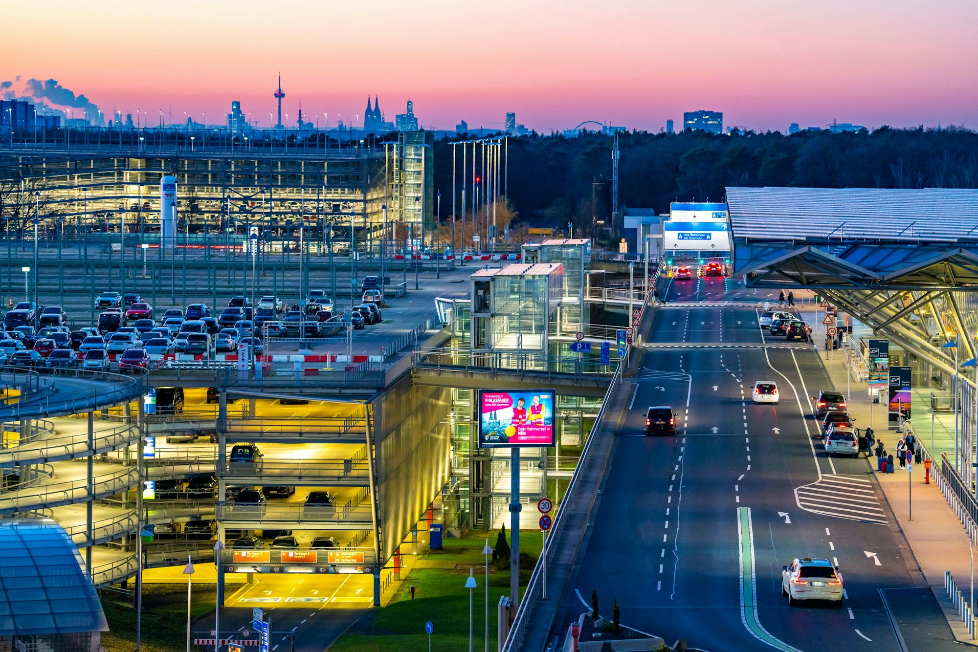 Parkhäuser des Flughafen Köln/Bonn