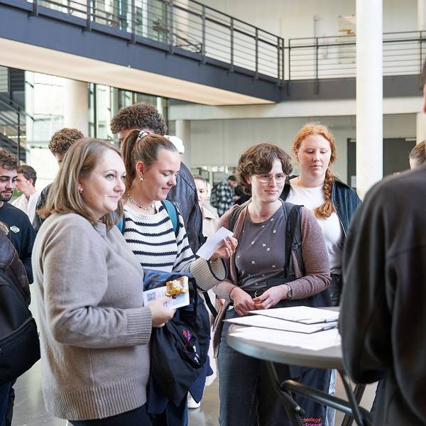 Etwa zwei Drittel der Erstsemester nahmen das Angebot wahr und kamen zur Begrüßungsfeier.