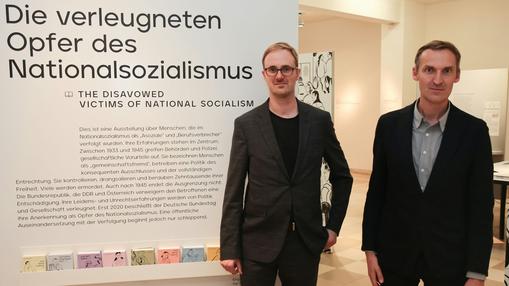 07.10.2025, Köln:v.l.n.r.: Oliver Gaida ( wissenschaftlicher Mitarbeier der Ausstellun) und ( Prof. Henning Borggräfe ( Direktor des NS-Dokumentationszentrums Köln) Die Verleugneten-Opfer des Natioalsozialismus Austellungseröffnung im Kölner NS-Dokumentationszentrum.Foto:Dirk borm