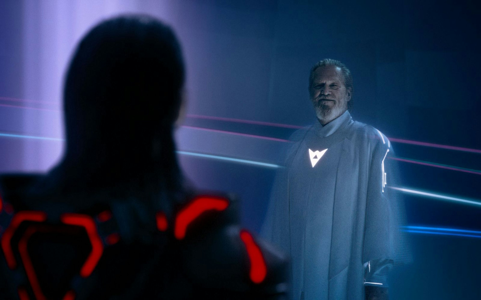 Star der ersten beiden Filme: Auch in „Tron: Ares“ ist Jeff Bridges wieder dabei. (Bild: 2025 Disney Enterprises)