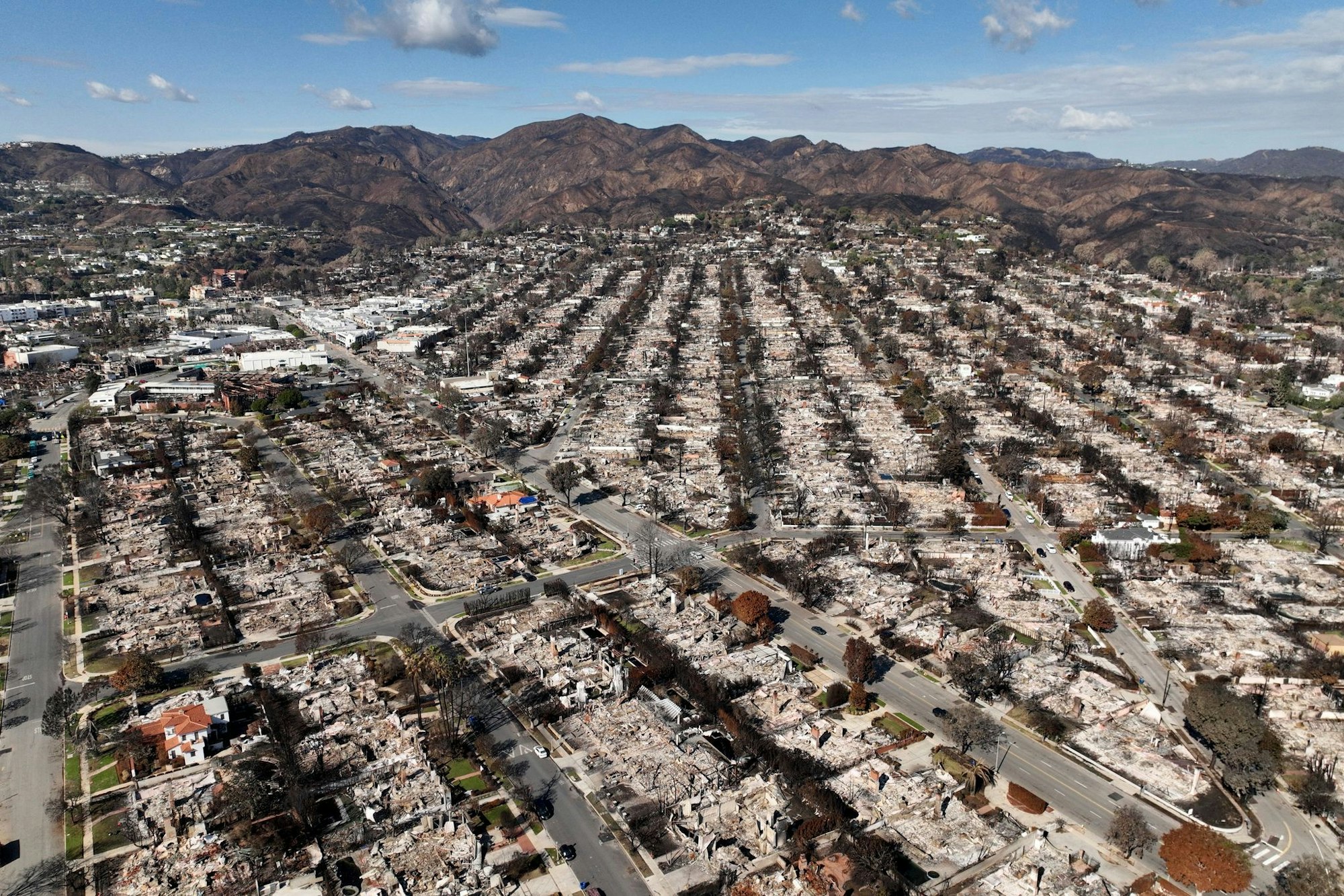 Im Januar hatten verheerende Brände ganze Viertel von Los Angeles verwüstet. (Archivbild)