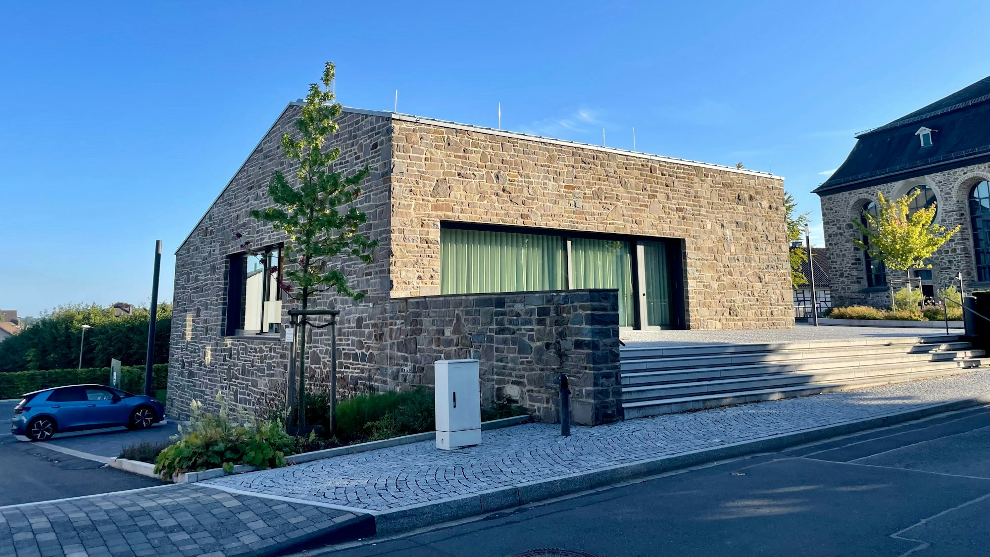Das evangelische Gemeindehaus Witzhelden ist jüngst mit einem Architekturpreis ausgezeichnet worden.