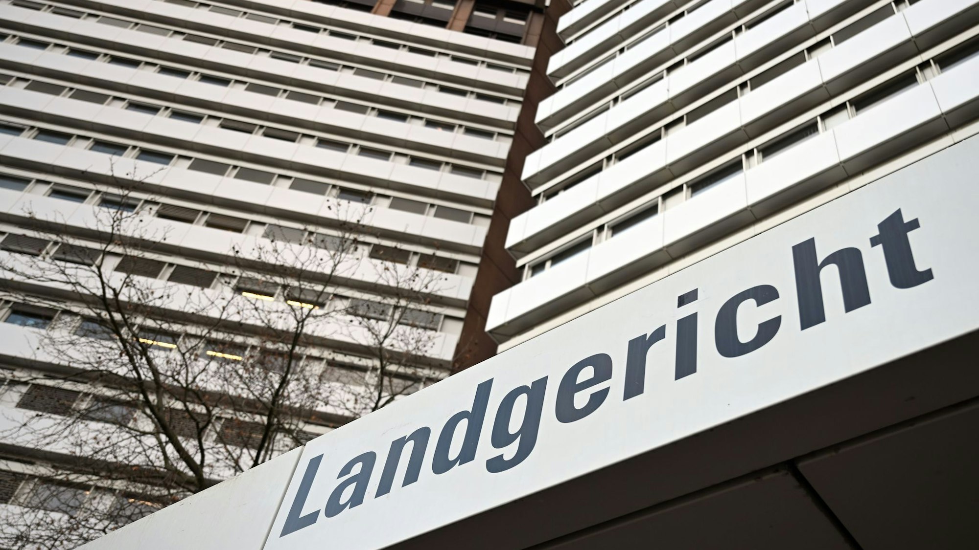 Das Foto zeigt das Gebäude des Landgerichts Köln.