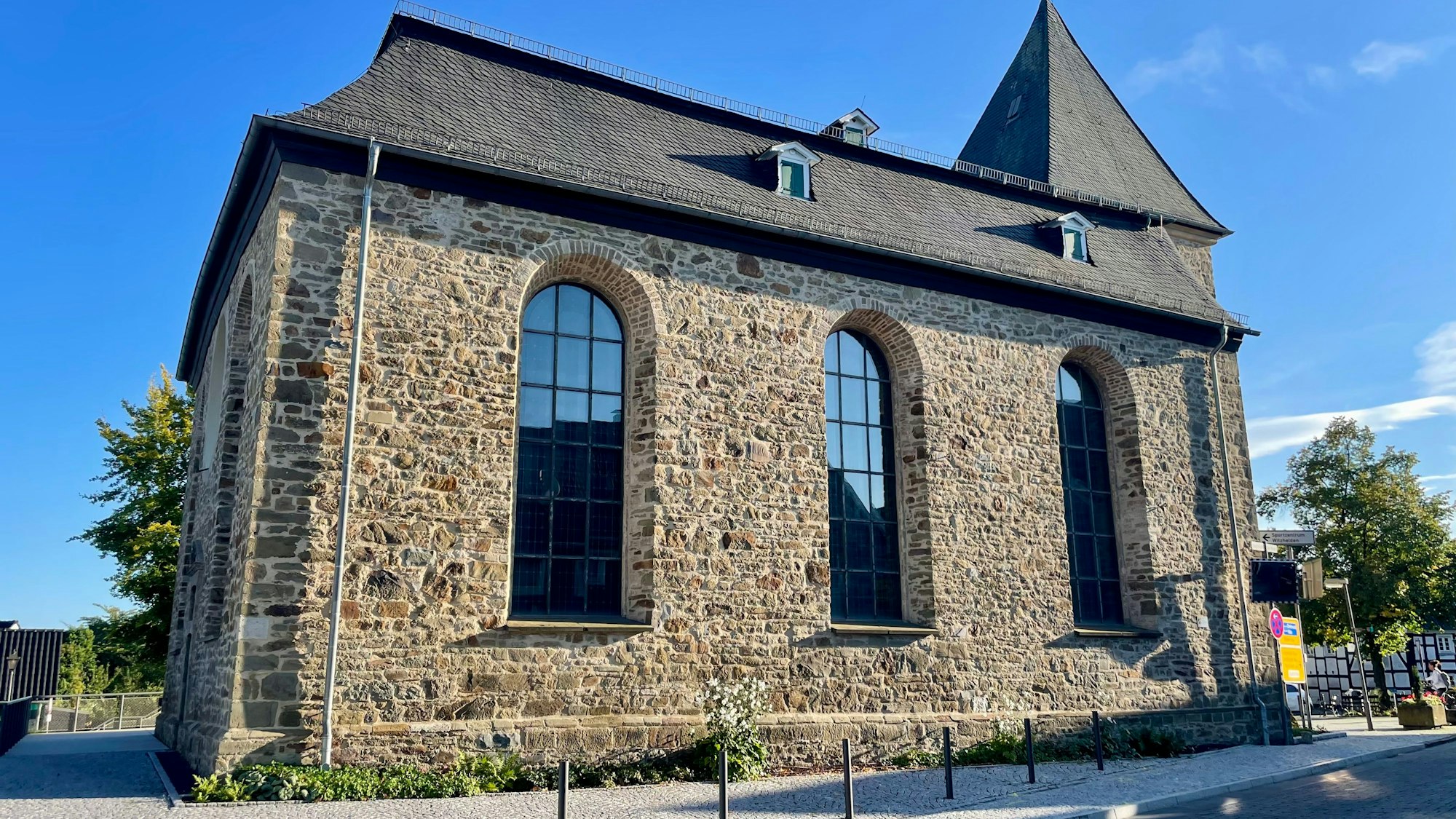 Am Sonntag, 8. März, wird Matthias Ratz als Pfarrer der „Bergischen Vier“ in der evangelischen Kirche in Witzhelden eingeführt.