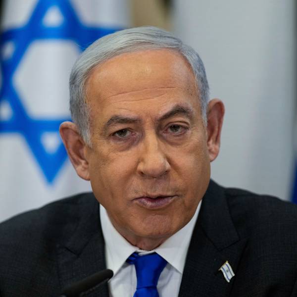 Benjamin Netanjahu, Ministerpräsident von Israel äußerte die Hoffnung, dass Israel ab Montagabend „einen Tag der nationalen Freude“ nach der Rückkehr aller lebenden und toten Geiseln aus dem Gazastreifen feiern könne.