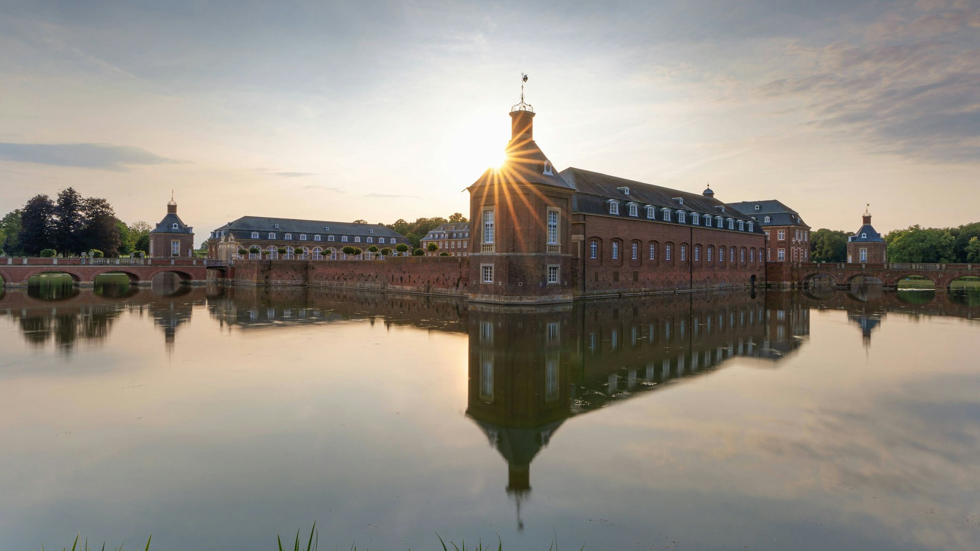 Das barocke „Westfälische Versailles“ in der Abendsonne.