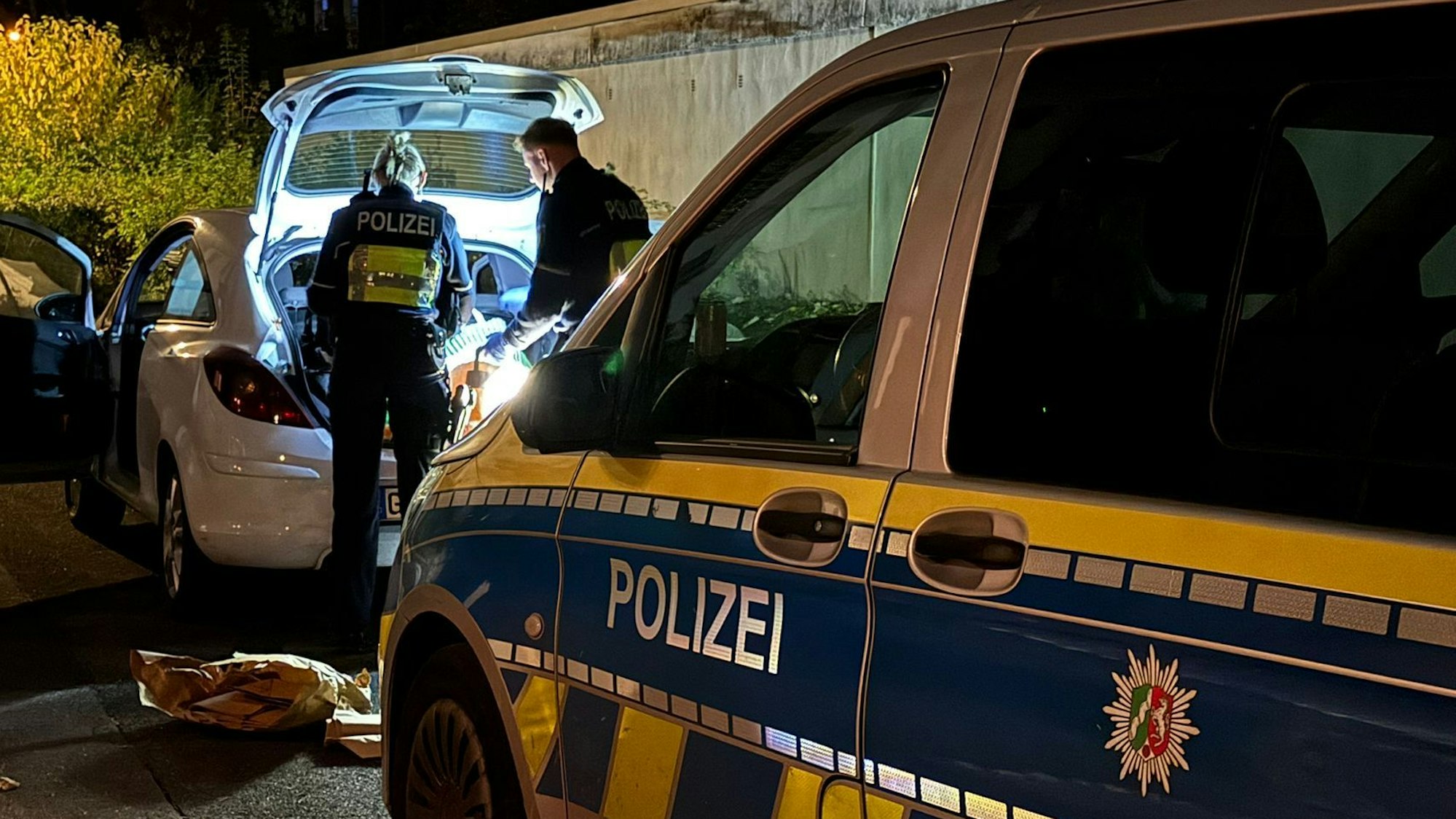 Die Verfolgungsjagd durch Köln endete nach rund 40 Minuten, die Täter flüchteten zu Fuß weiter.