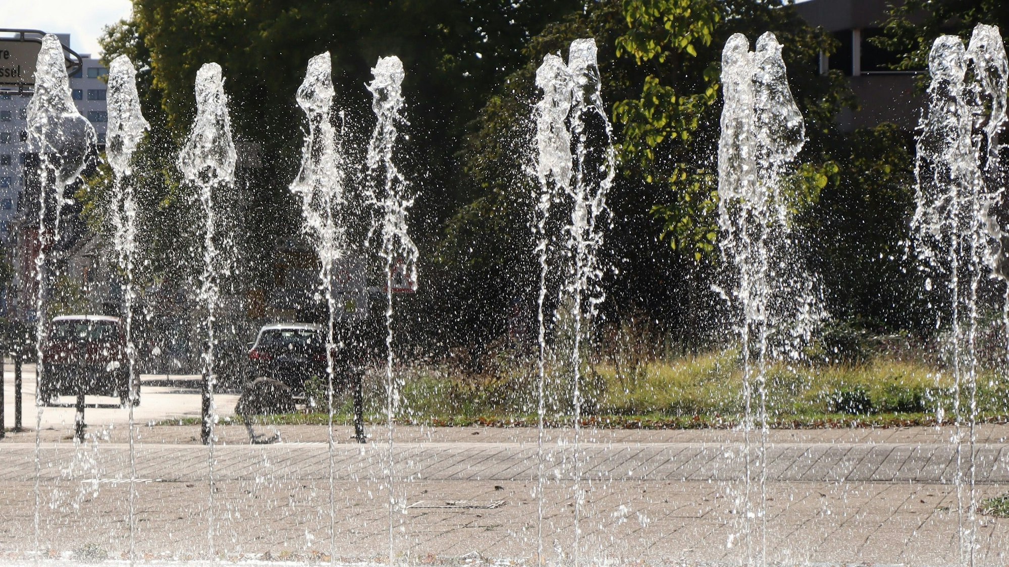 Zu sehen ist eine Springbrunnenanlage.