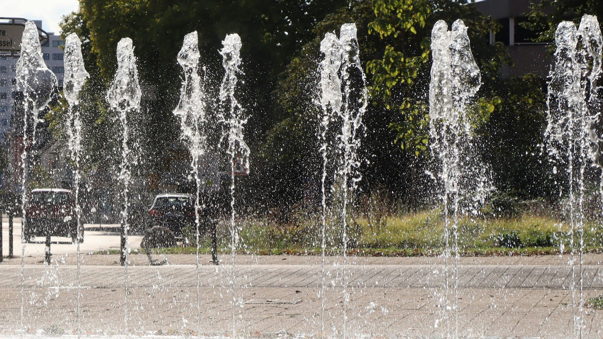 Zu sehen ist eine Springbrunnenanlage.