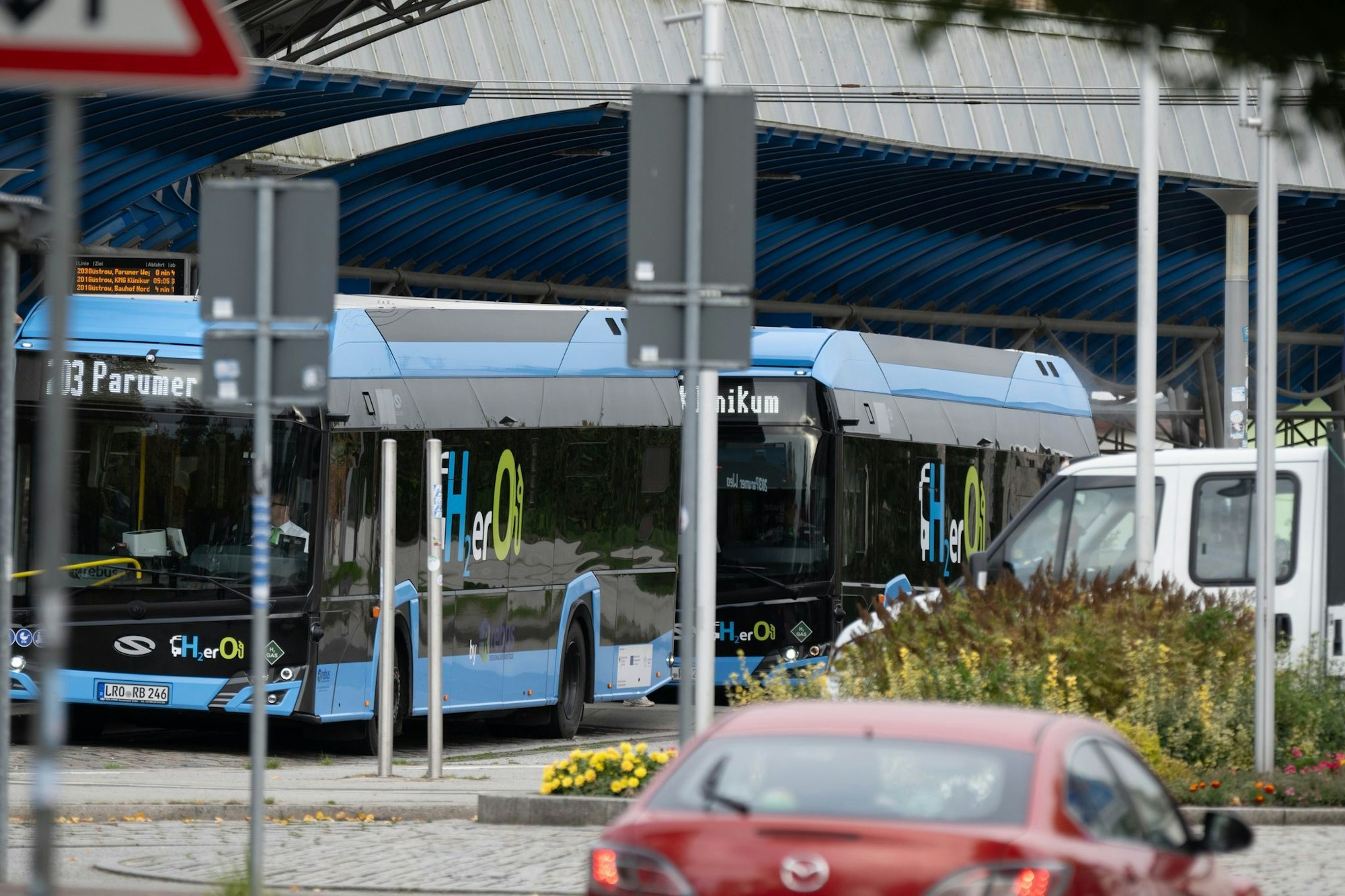 Bei der Suche nach dem achtjährigen Fabian in Güstrow prüft die Polizei auch Videoaufnahmen aus Bussen.