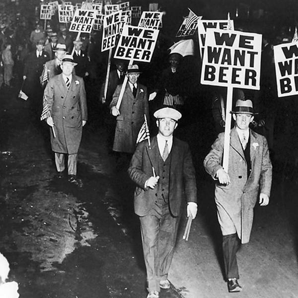 Unter dem Motto „Wir wollen Bier“ und begleitet von 36 Musikkapellen marschierten am 30. Oktober 1931 mehr als 1500 Gewerkschaftsmitglieder durch die Broad Street in Newark, New Jersey.