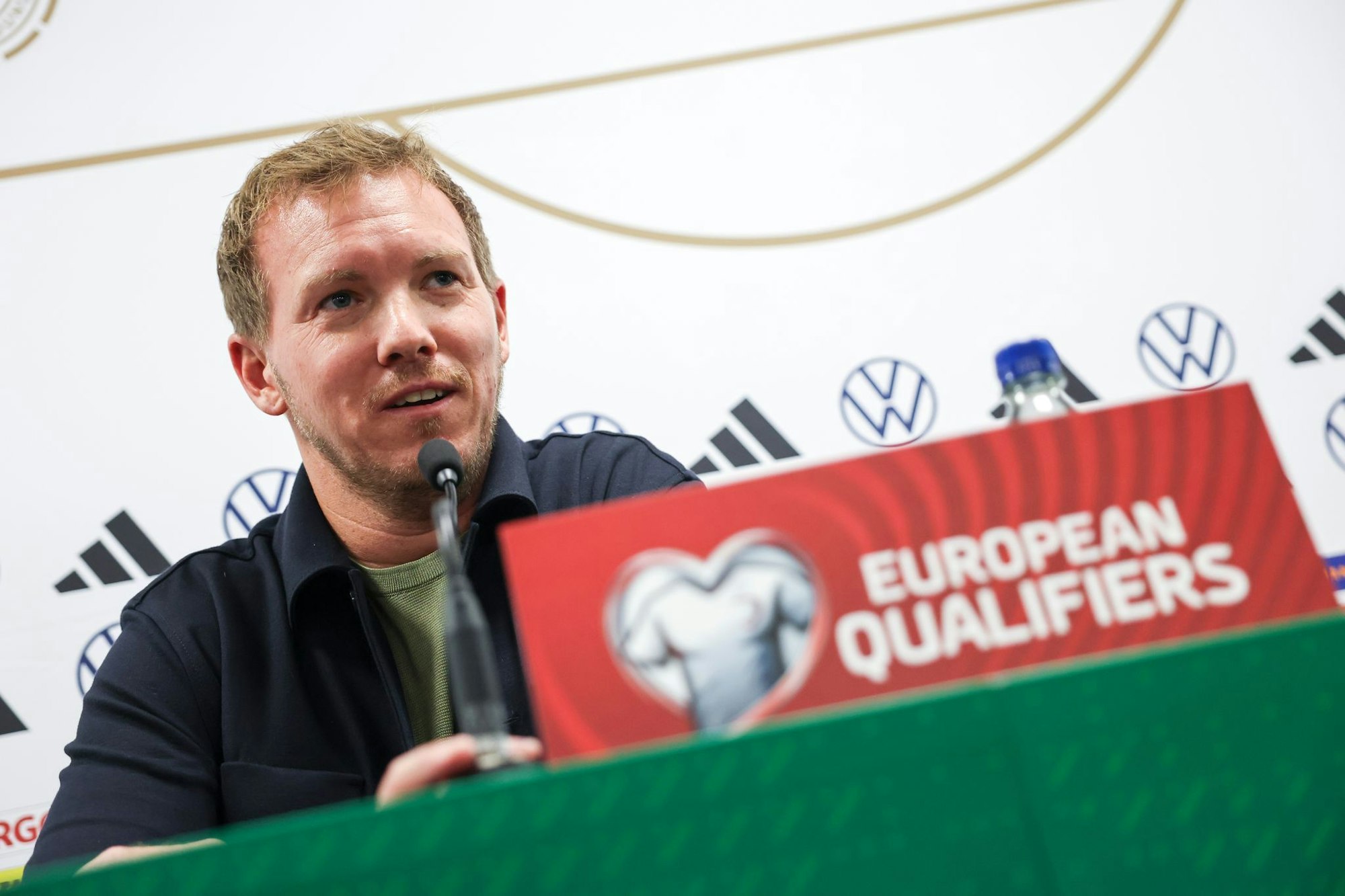 Julian Nagelsmann erwartet ein schweres Spiel in Belfast.