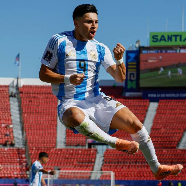 Futbol, Argentina vs Nigeria. Mundial sub 20, Chile 2025. El jugador de Argentina Alejo Sarco celebra tras marcar un gol contra Nigeria durante un partido de eliminacion directa de los octavos de final del mundial sub 20 realizado en el estadio Nacional de Santiago, Chile. 08/10/2025 Andres Pina/Photosport Football, Argentina vs Nigeria. U-20 World Cup Championship. Argentinas player Alejo Sarco celebrates after scoring against Nigeria during a U-20 World Cup, round of 16 knock out match, at the Nacional stadium in Santiago, Chile. 08/10/2025 Andres Pina/Photosport Argentina vs Nigeria, mundial sub 20 Chile 2025 PUBLICATIONxNOTxINxCHI