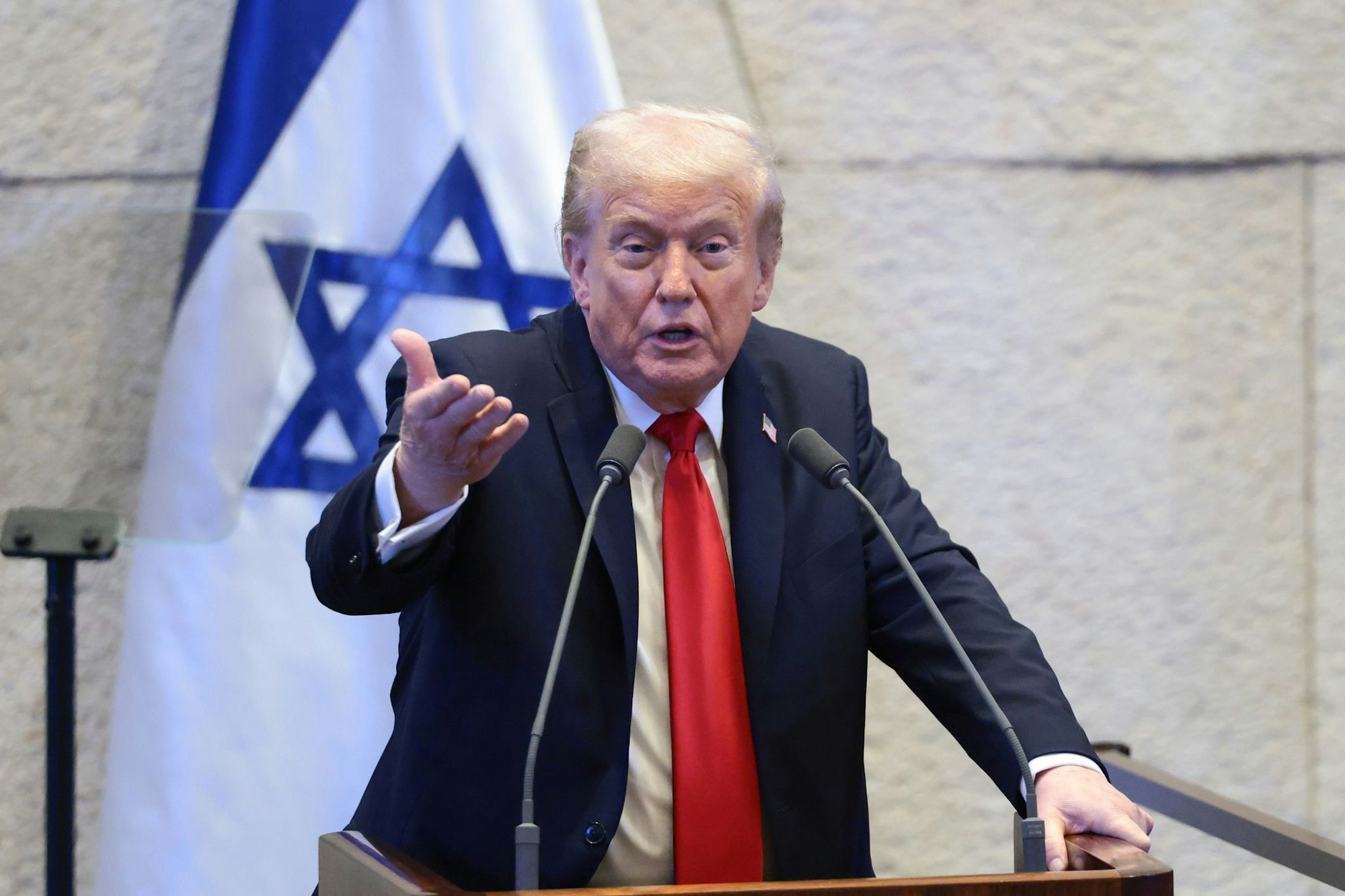 «Wir wollen nur in Frieden leben», sagte Donald Trump an die Adresse Teherans.