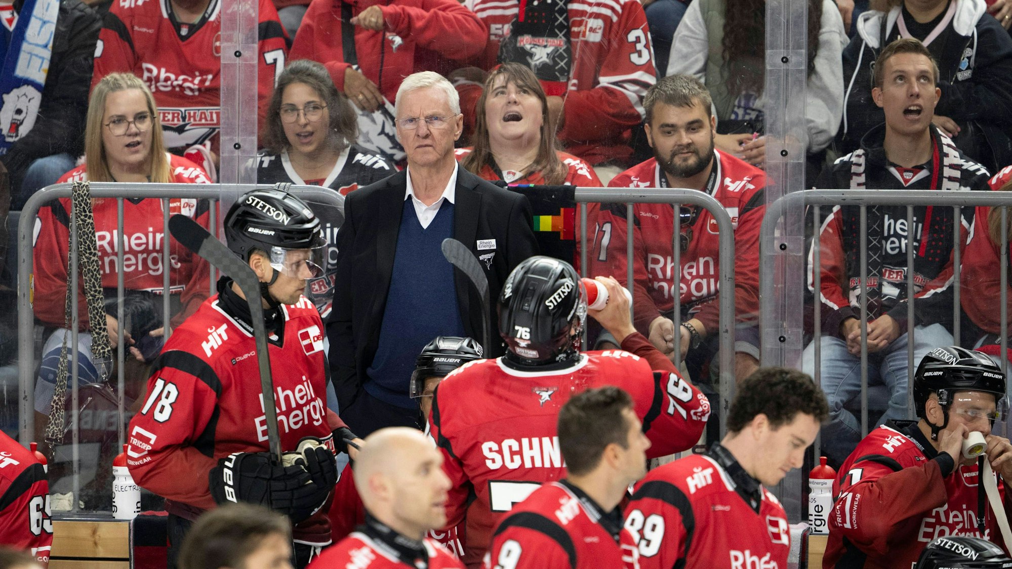PENNY DEL 1 Kölner Haie - Eisbären Berlin Köln, 14.09.2025 Kari Jalonen Kölner Haie, Head Coach PENNY DEL 1 Kölner Haie - Eisbären Berlin am 14.09.2025 in der Lanxess Arena in Köln Deutschland. *** PENNY DEL 1 Kölner Haie Eisbären Berlin Cologne, 14 09 2025 Kari Jalonen Kölner Haie, Head Coach PENNY DEL 1 Kölner Haie Eisbären Berlin on 14 09 2025 at the Lanxess Arena in Cologne Germany Copyright: xBEAUTIFULxSPORTS/AndreasxDickx