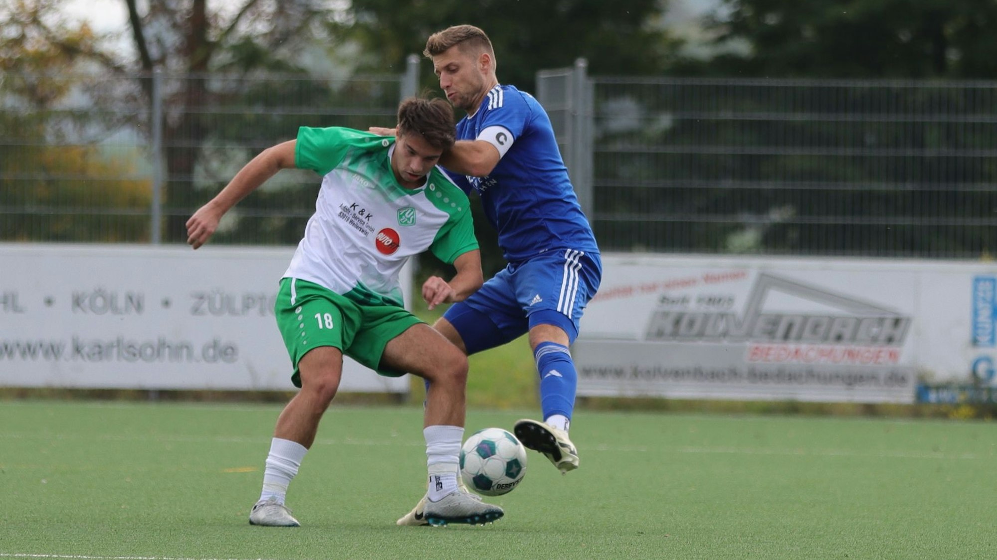 Das Bild zeigt eine Spielszene aus dem Derby zwischen Vernich und Weilerswist.