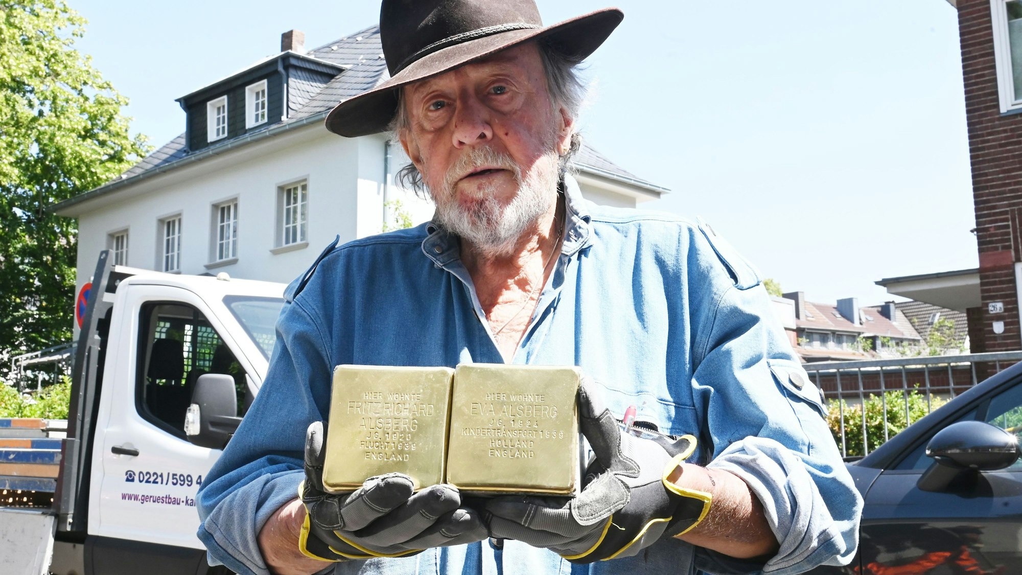 Im Juni dieses Jahres verlegte Gunter Demnig 61 neue Stolpersteine zur Erinnerung an deportierte Jüdinnen und Juden in Köln.