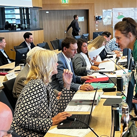 Ratssaal Leverkusen, Andrea Deppe, Claudia Wiese Bild: ralf Krieger