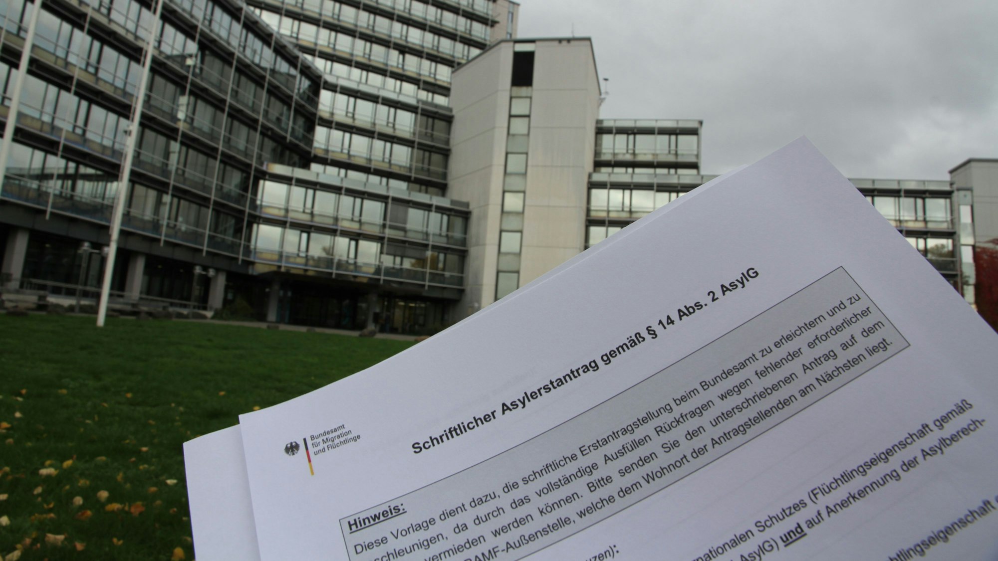 Rhein-Sieg-Kreis, Ausländerbehörde, Asylantrag