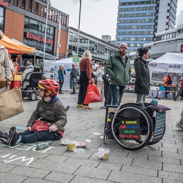 Verkaufsoffener Sonntag Ende September 2024 und ein kleiner Umwelmarkt auf dem Rathaus-Vorplatz
