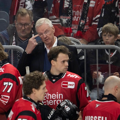PENNY DEL 1 Kölner Haie - ERC Ingolstadt Köln, 10.10.2025 Kari Jalonen Kölner Haie, Head Coach PENNY DEL 1 Kölner Haie - ERC Ingolstadt am 10.10.2025 in der Lanxess Arena in Köln Deutschland. Copyright: xBEAUTIFULxSPORTS/AndreasxDickx