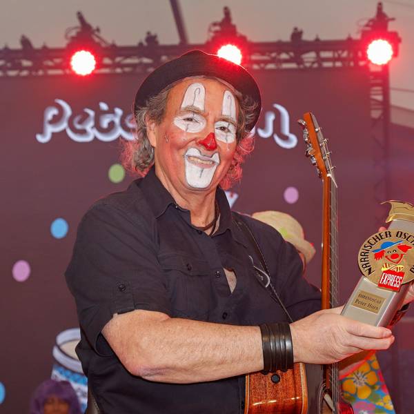 Weiberfastnacht 2020 im Express-Zelt. Auf der Bühne Ehren-Oscar-Gewinner Peter Horn.