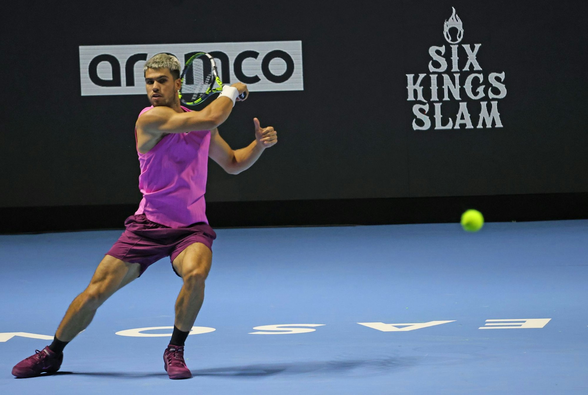 Carlos Alcaraz hat das Finale des Six Kings Slam in Saudi-Arabien erreicht.