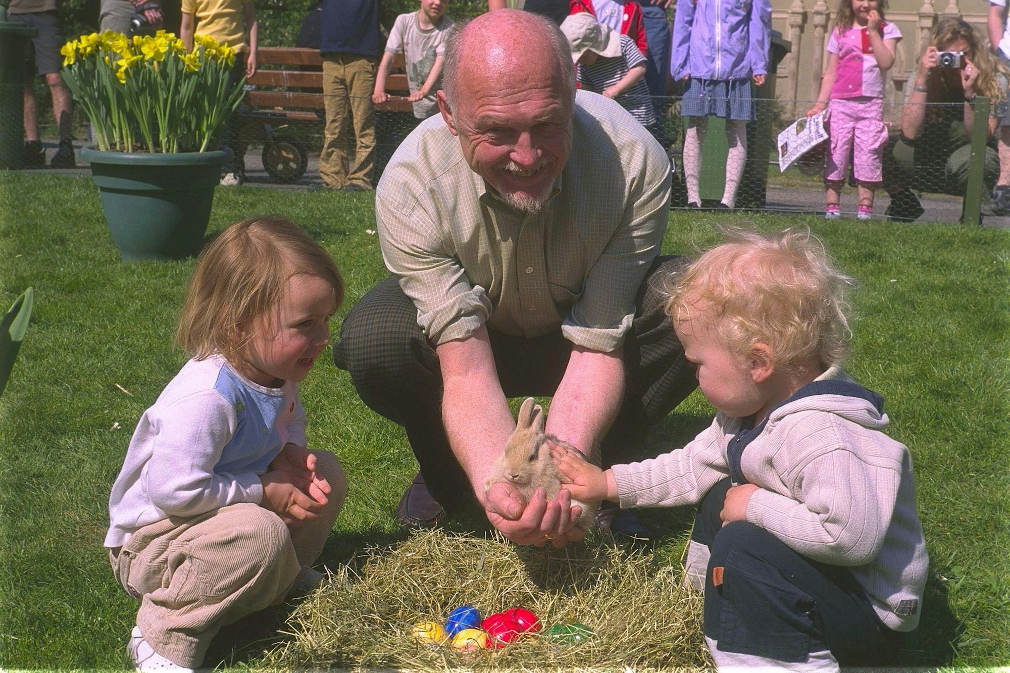 Mit kleinen Zoobesuchern zu Ostern im „Lampeshausen“-Dorf in Zoo
