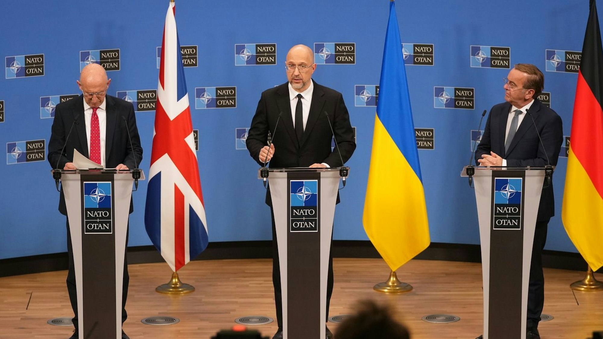 Von den Nato-Verteidigungsministern erhielt die Ukraine einige Hilfszusagen.