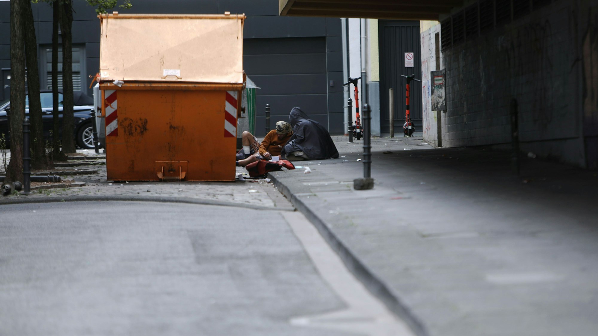 Drogenabhängige prägen das Stadtbild am Neumarkt stark.