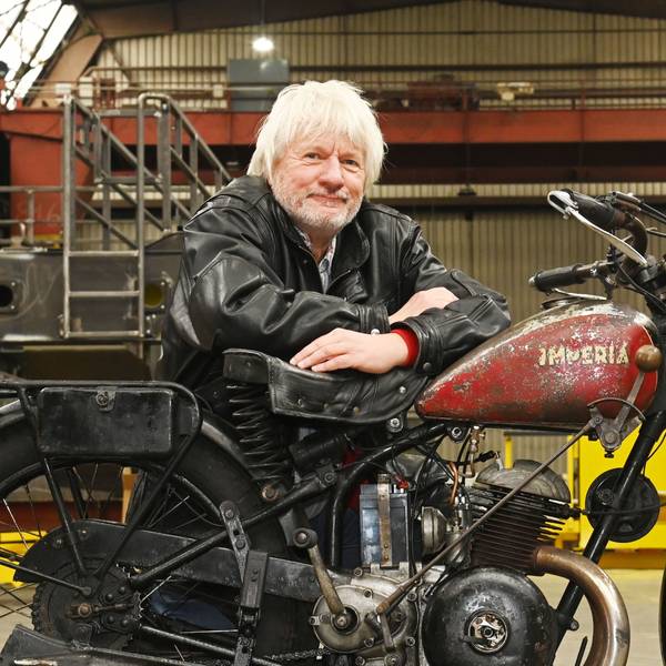Jürgen Becker und sein Imperia-Motorrad.
