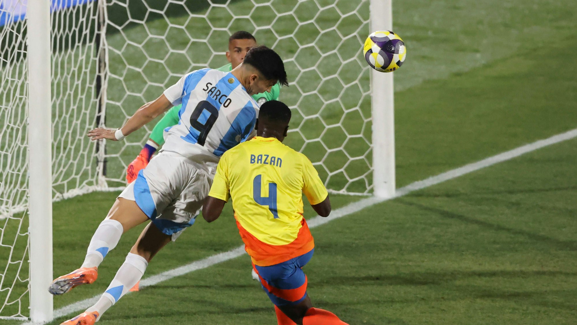 Alejo Sarco (l.) traf bei der U20-WM bereits viermal.