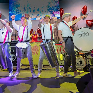 01.09.2023
Köln:
Klüngelköpp-Konzert im Gloria mit Höhnern
Foto: Martina Goyert