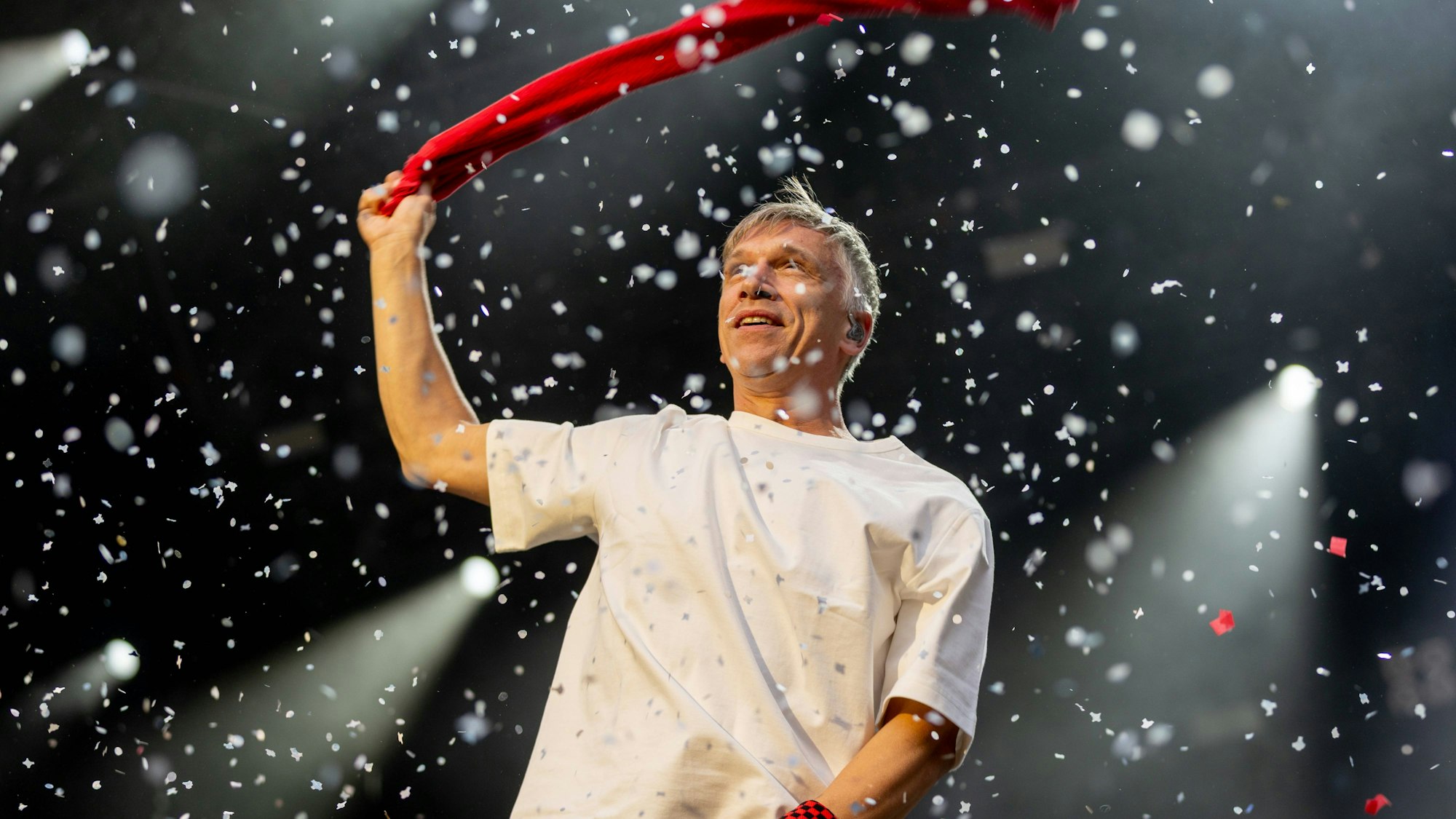 Die Kölner Karnevalsband Kasalla bei einem Live Auftritt